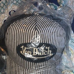 Von Dutch new hat